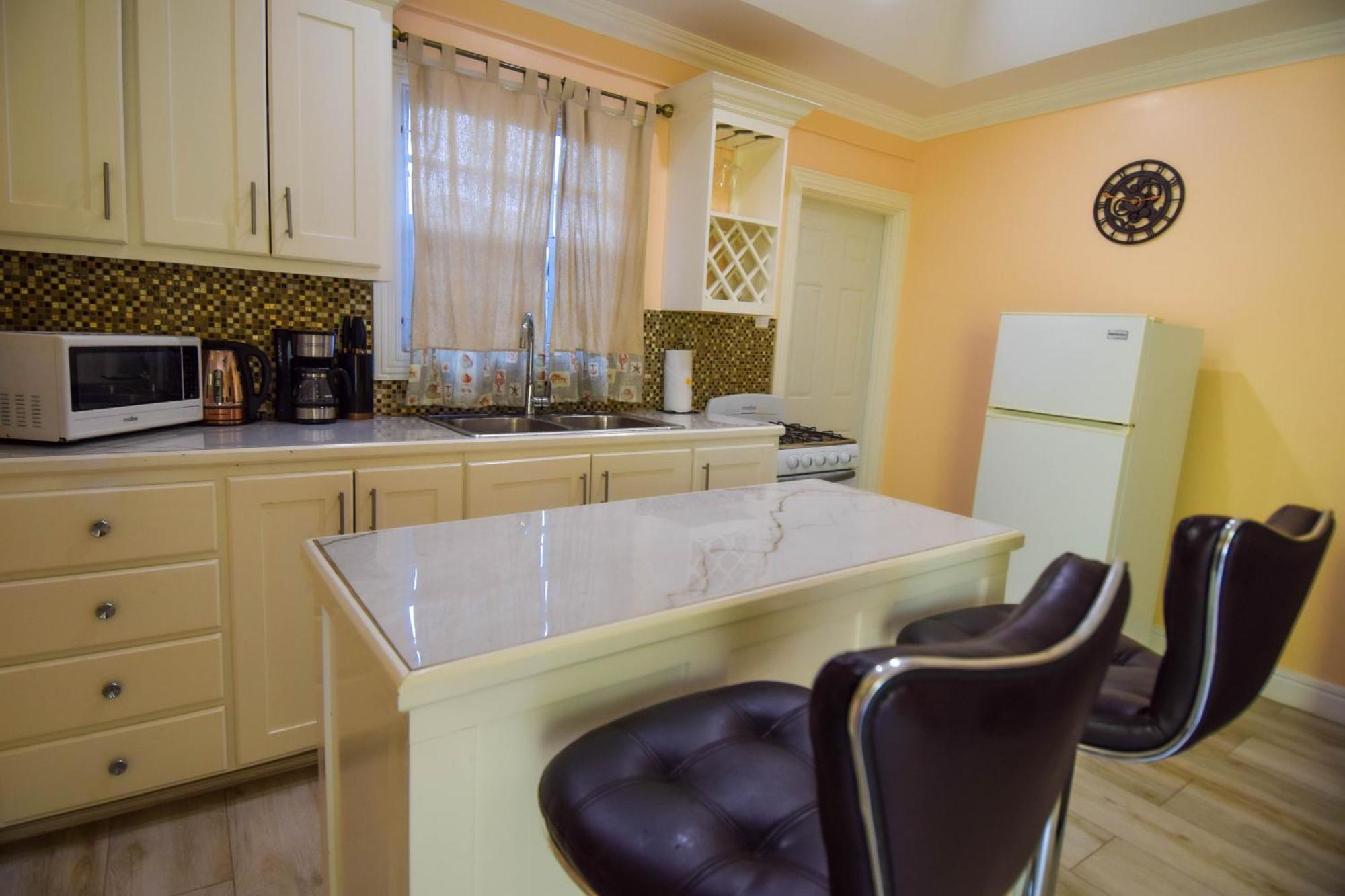 Sea Piton View Apartment- Location, Convenience, Modern Living Soufrière Dış mekan fotoğraf